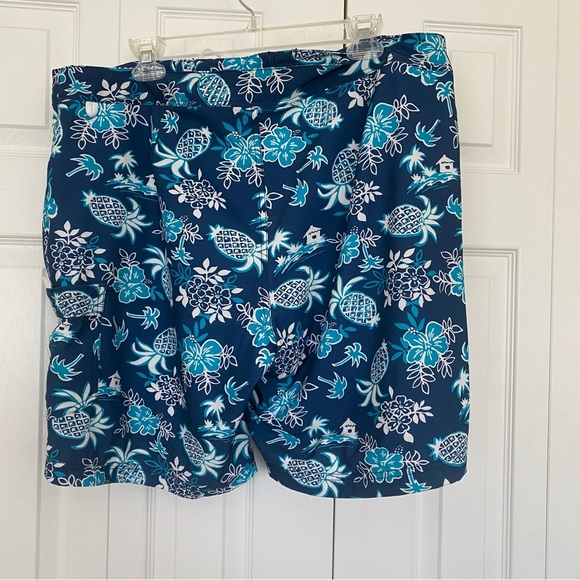 J Crew Swim Trunks Men’s 38 Blue Pineapple Hawaiian Lined Flex Beach - Picture 2 of 9